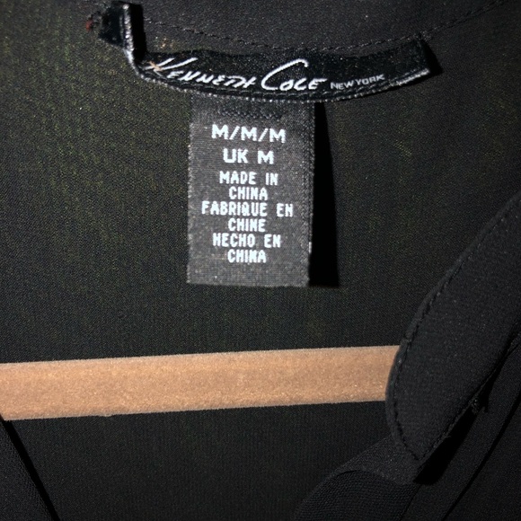 Black blouse - Picture 2 of 2